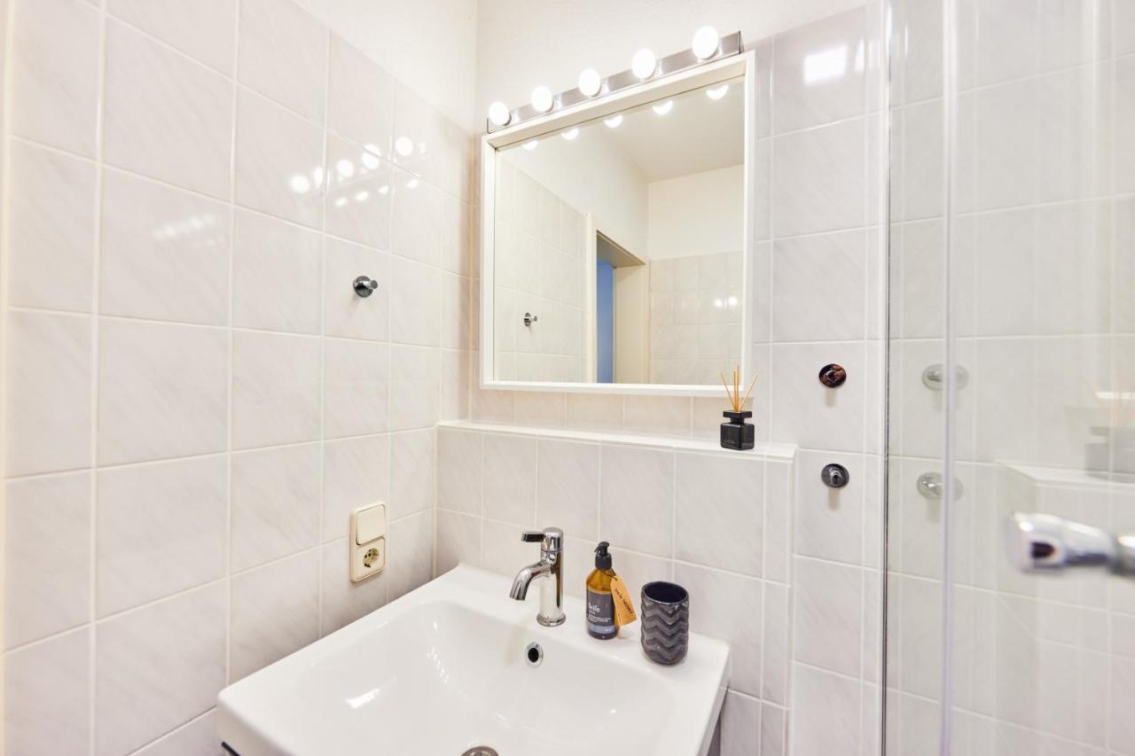 Kvartier2 In Top-Lage, 5 Min Zur Bali-Therme Und Gop, Hdz, Arbeitsplatz, Boxspringbett Bad Oeynhausen Extérieur photo